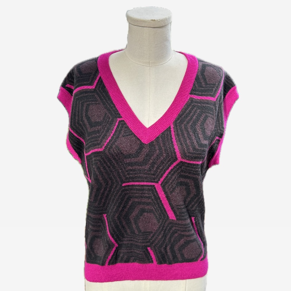 ANONYME designers Millie Sweater Vest - Fuchsia Jacquard